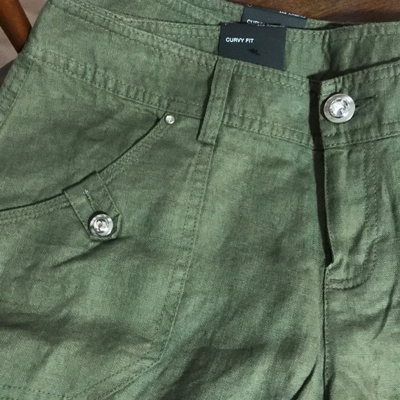 1 Left Size 0 INC Olive Shorts - Picture 2 of 4